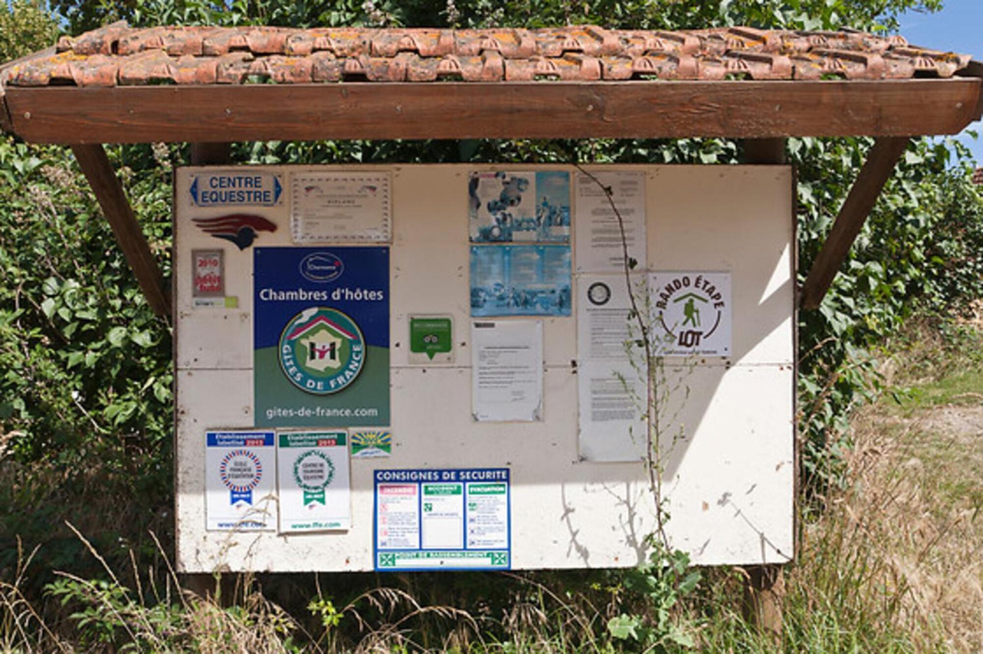 Villa Centre Equestre Du Passe Temps Dégagnac Exterior foto